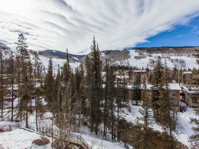 Luxury Vail 3 Bedroom Ski Condo - Sleeps 6 - Mountain Views Luxury Vail 3 Bedroom Ski Condo - Sleeps 6 - Mountain Views